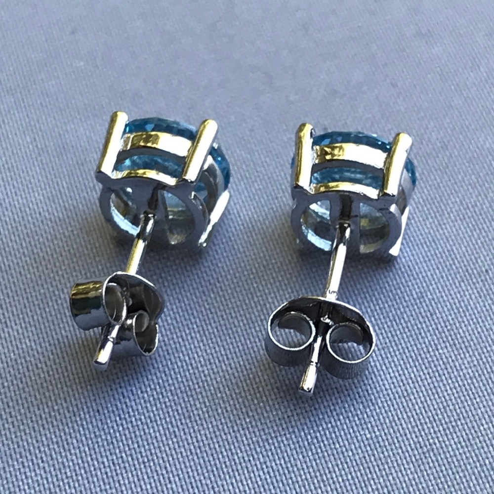 New! Sterling Silver Topaz Studs - Picture 6 of 9